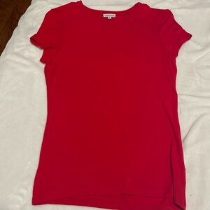 Kettlewell short sleeve silky crew. True red.